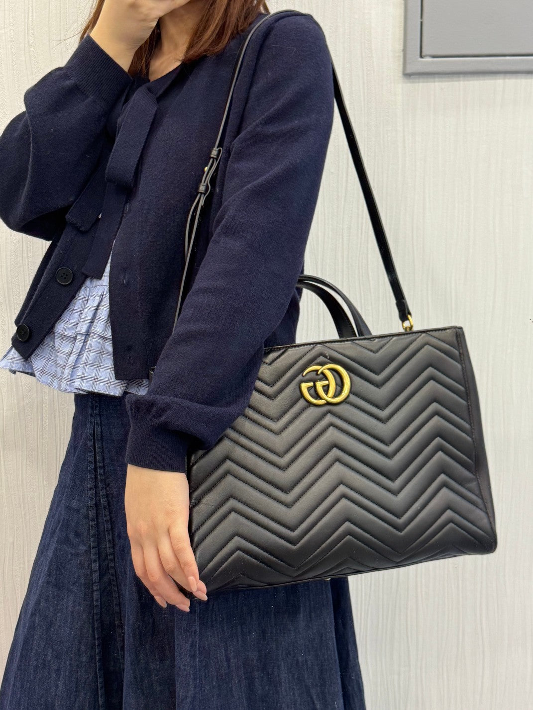 Gucci GG Marmont Matelassé Leather Top Handle Bag Black (Pre-Owned)