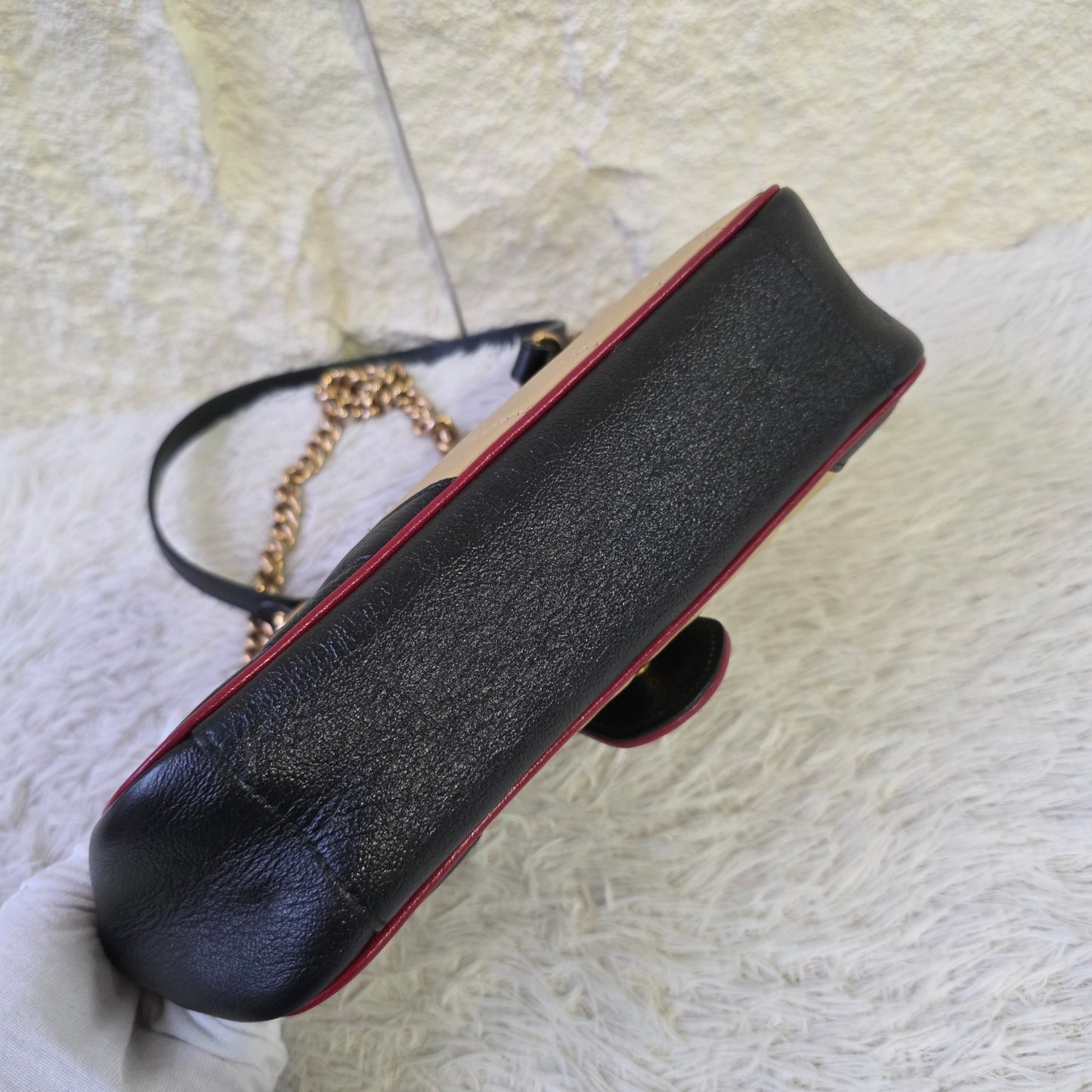 Gucci GG Marmont Matelassé Leather Chain Shoulder Bag (Pre-Owned)