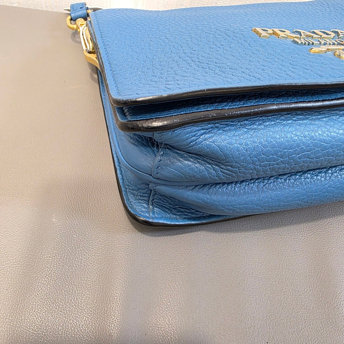 Prada Vitello Daino Leather Crossbody Bag (Pre-Owned)