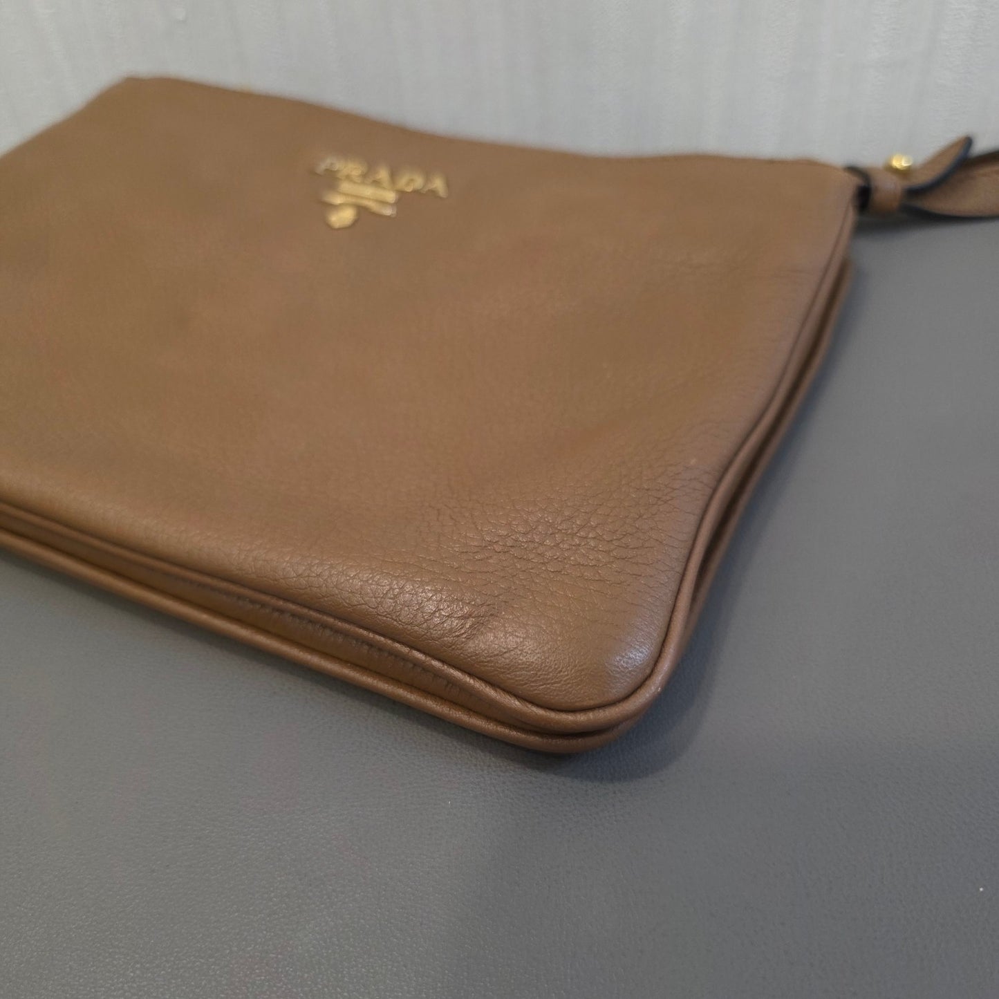 Prada Vitello Daino Leather Crossbody Bag (Pre-Owned)
