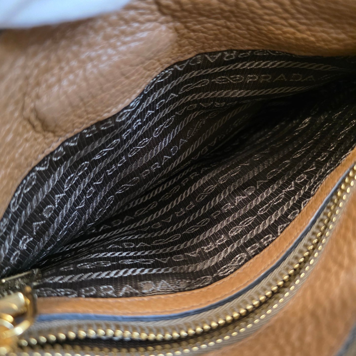 Prada Vitello Daino Leather Crossbody Bag (Pre-Owned)