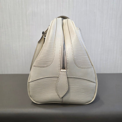 Louis Vuitton Epi Leather Montaigne Bag (Pre-Owned)
