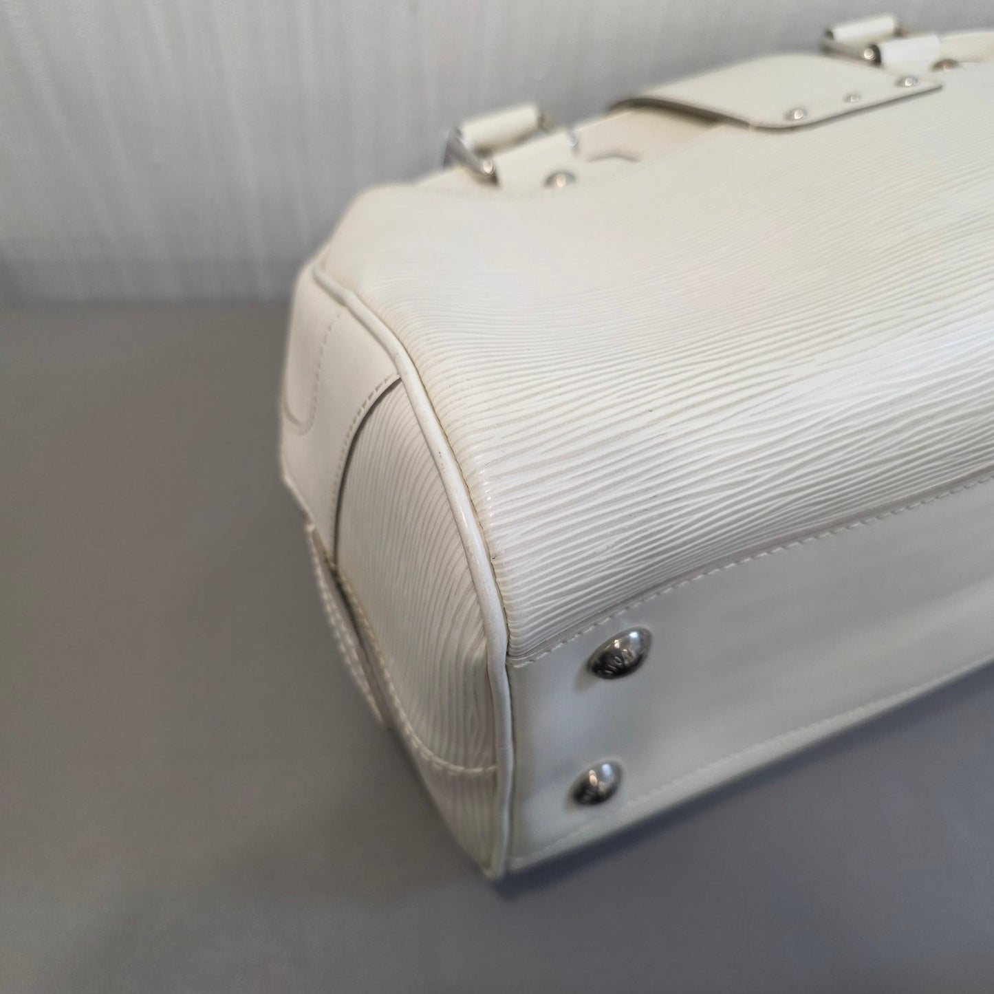 Louis Vuitton Epi Leather Montaigne Bag (Pre-Owned)
