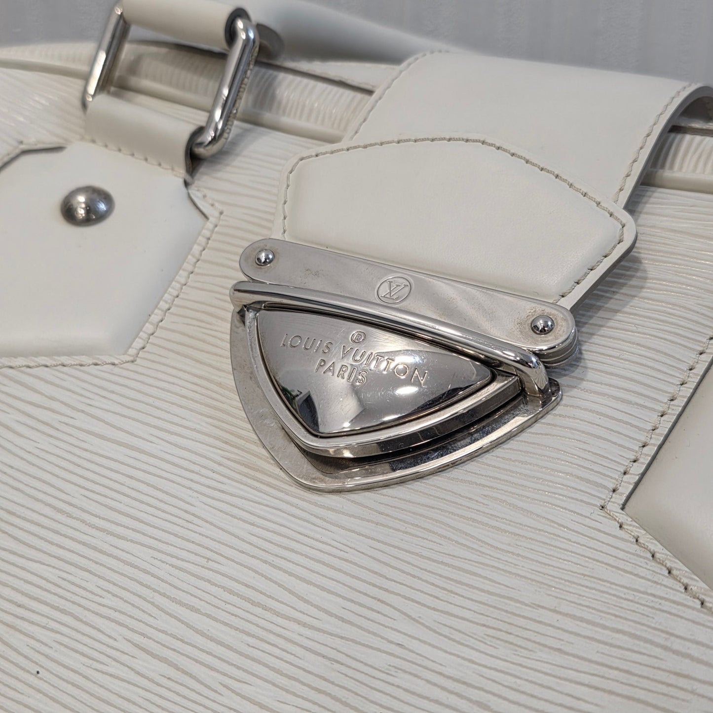 Louis Vuitton Epi Leather Montaigne Bag (Pre-Owned)
