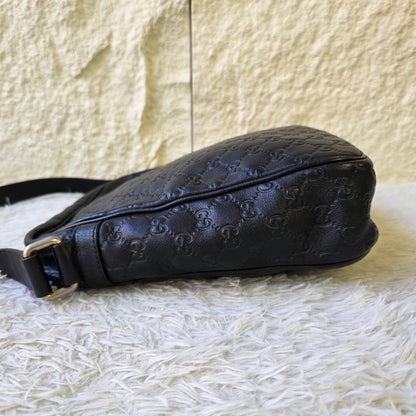Gucci GG Guccissima Leather Messenger Shoulder Bag Black (Pre-Owned)
