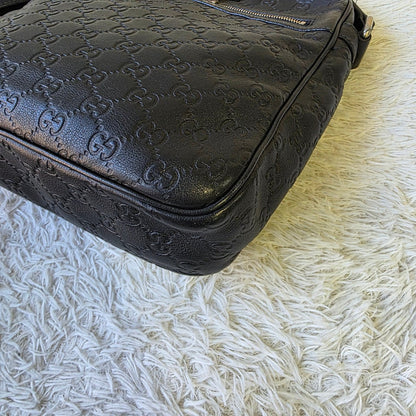 Gucci GG Guccissima Leather Messenger Shoulder Bag Black (Pre-Owned)
