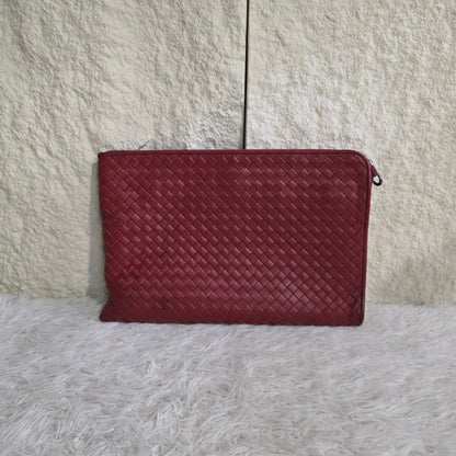 Bottega Veneta Intrecciato Leather Clutch Bag Red (Pre-Owned)