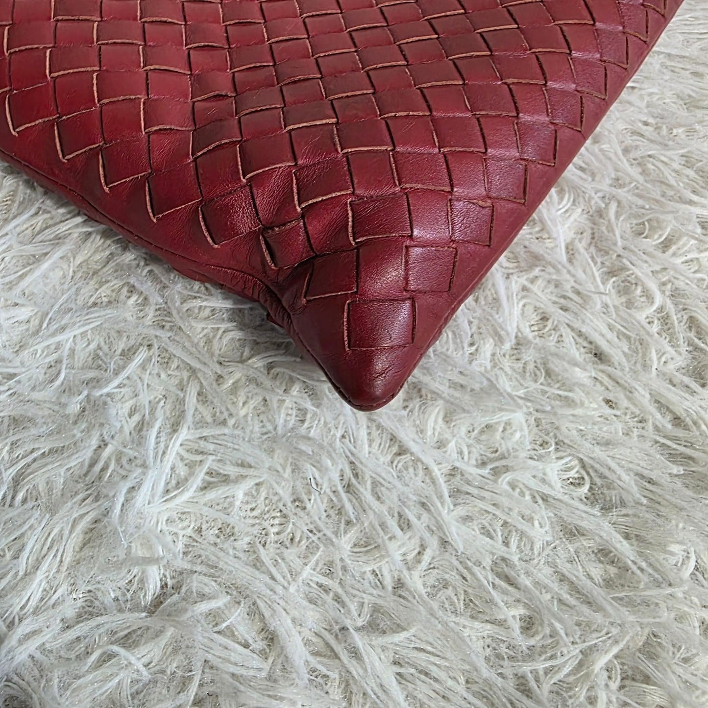 Bottega Veneta Intrecciato Leather Clutch Bag Red (Pre-Owned)