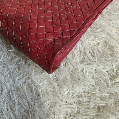 Bottega Veneta Intrecciato Leather Clutch Bag Red (Pre-Owned)