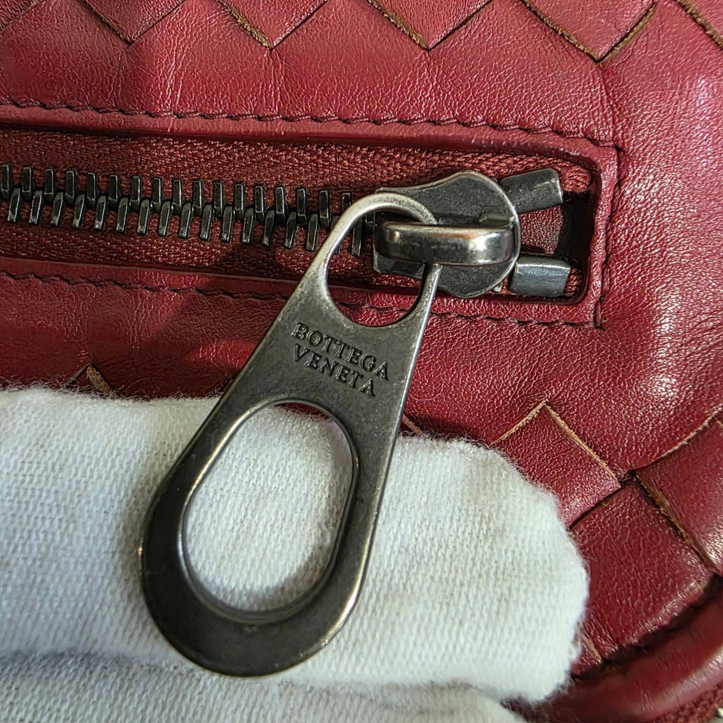 Bottega Veneta Intrecciato Leather Clutch Bag Red (Pre-Owned)