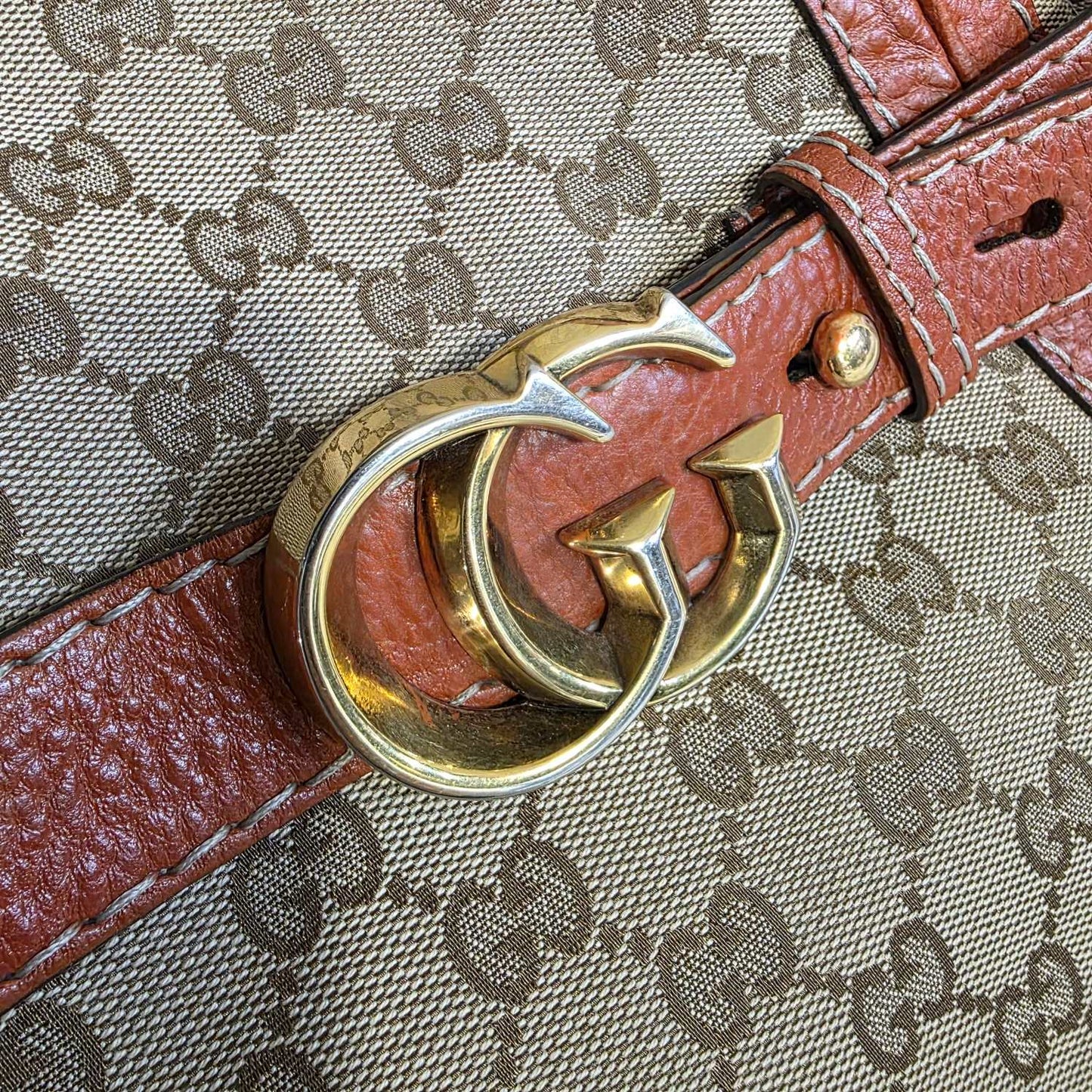 Gucci GG Canvas Belt Detail Shoulder Bag Beige & Brown (Pre-Owned)