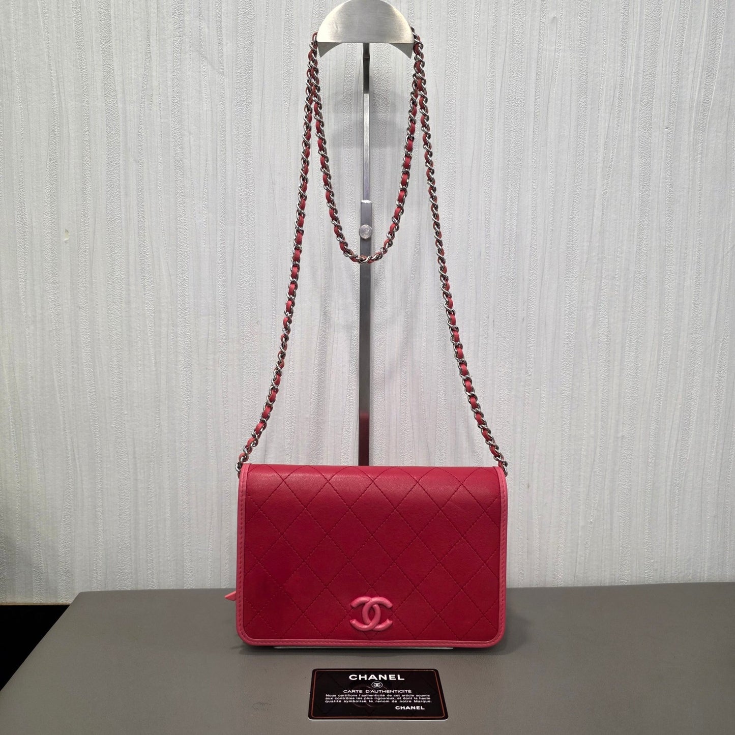 Chanel Quilted Leather Wallet on Chain (Pre-Owned)