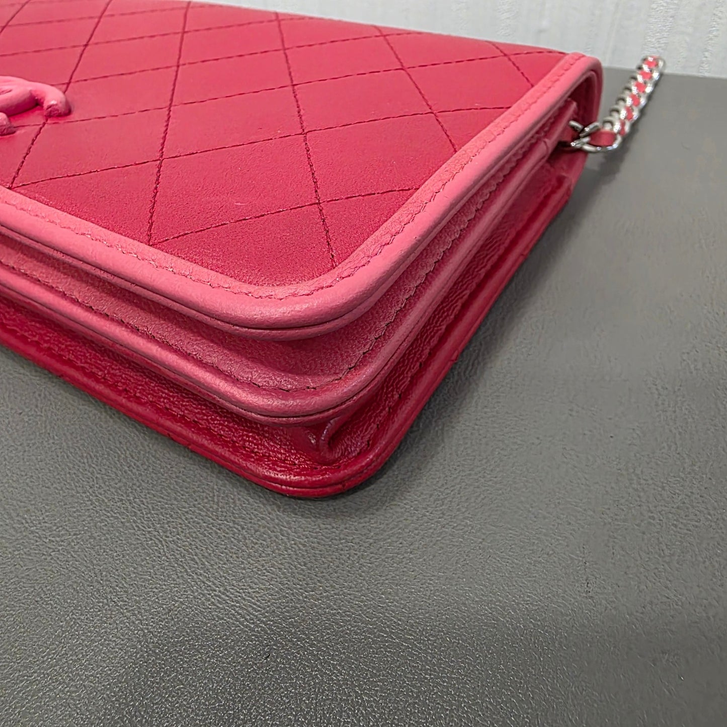 Chanel Quilted Leather Wallet on Chain (Pre-Owned)