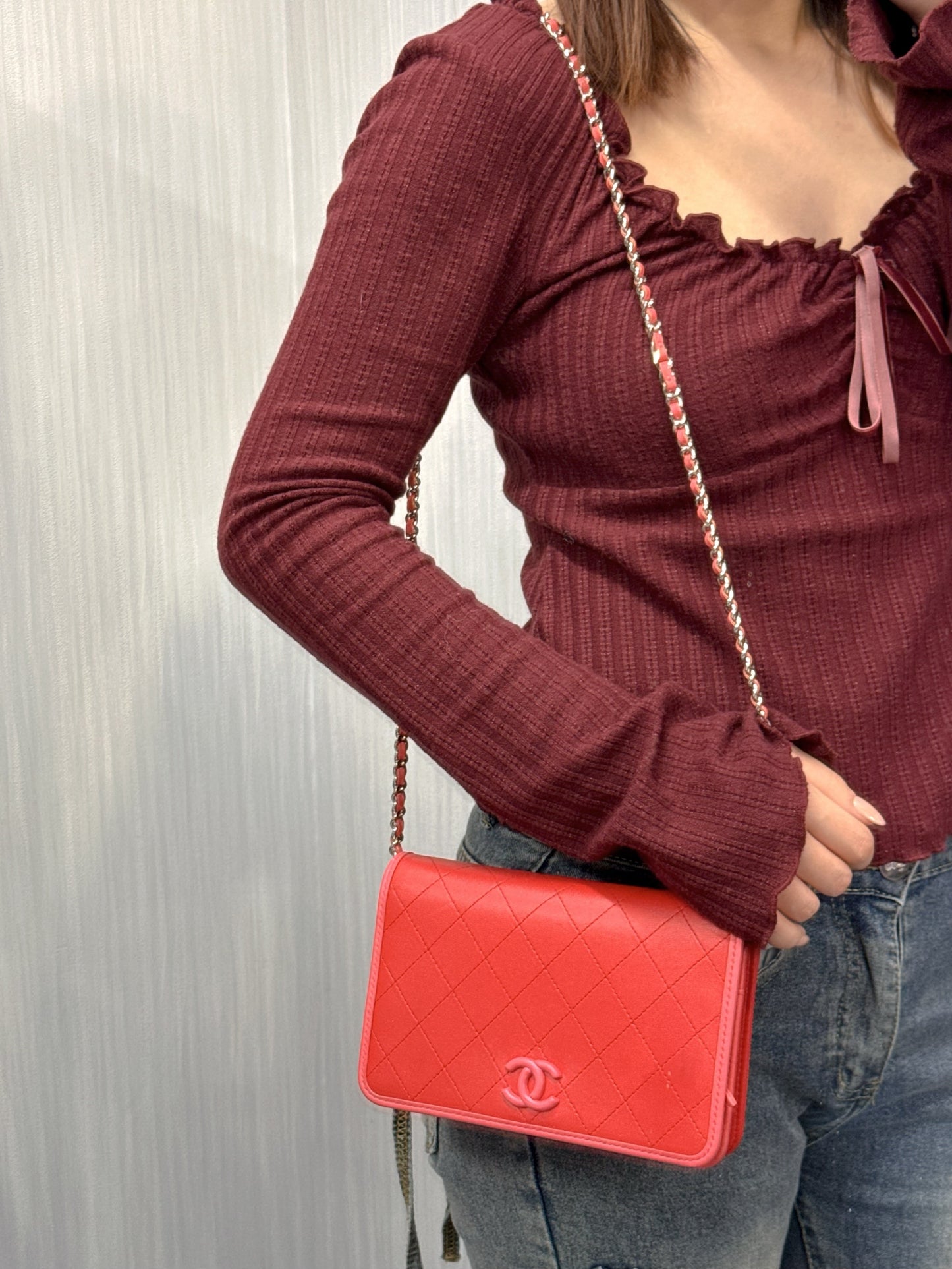 Chanel Quilted Leather Wallet on Chain (Pre-Owned)