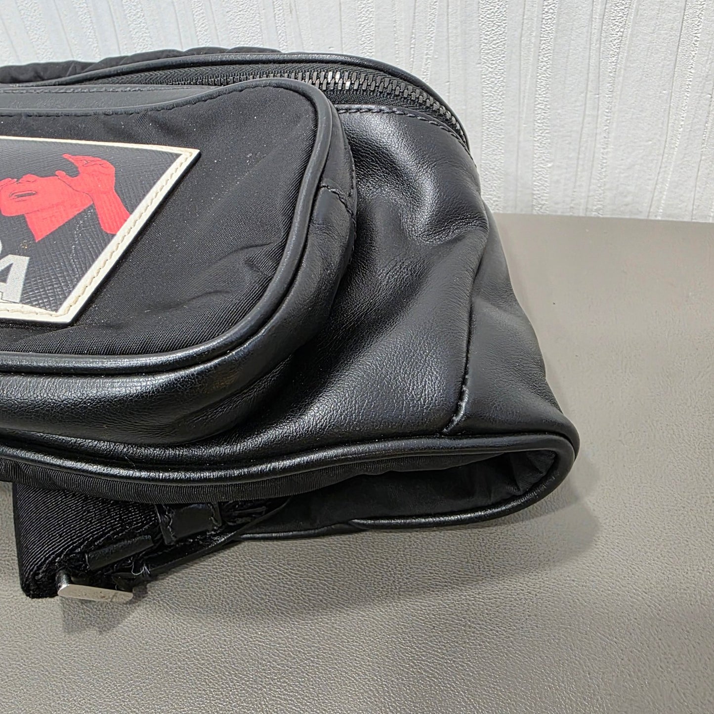 Prada Comic Print Leather Belt Bag (Pre-Owned)