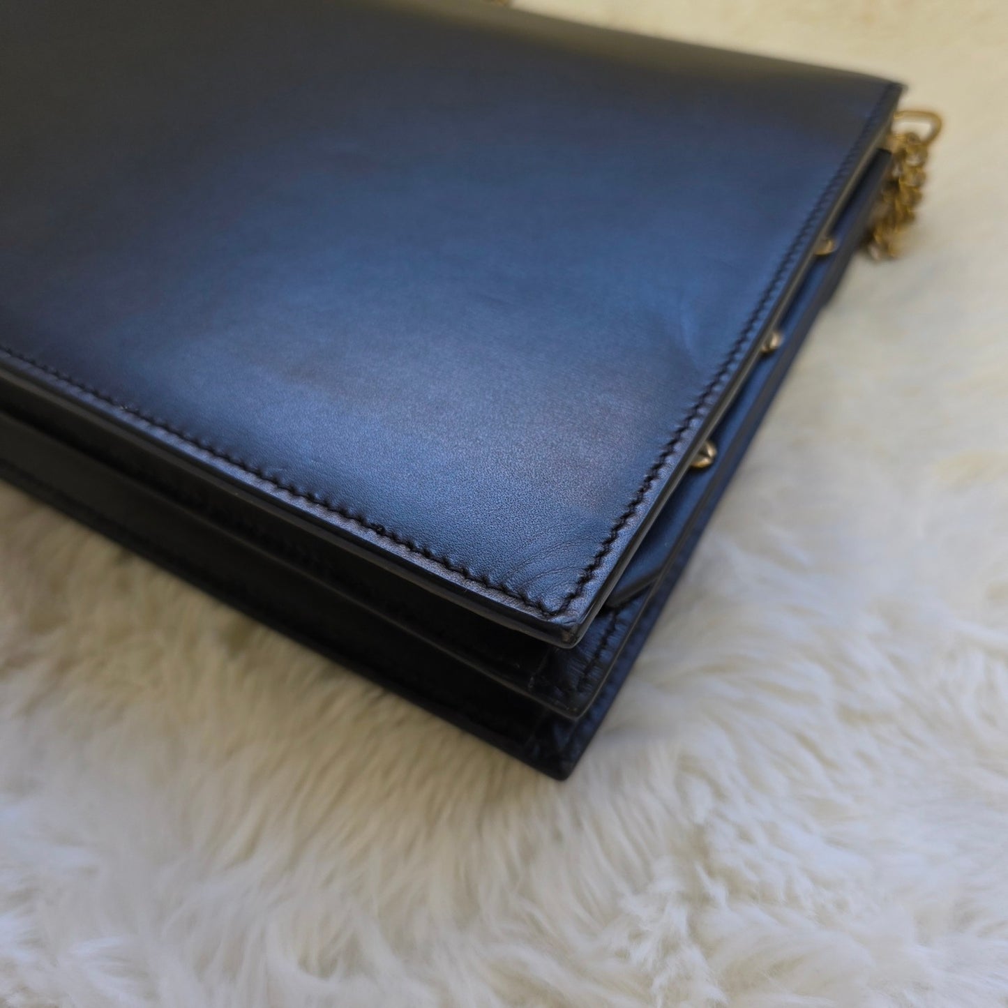 Saint Laurent Cassandra Leather and Suede Chain Shoulder Bag (Pre-Owned)