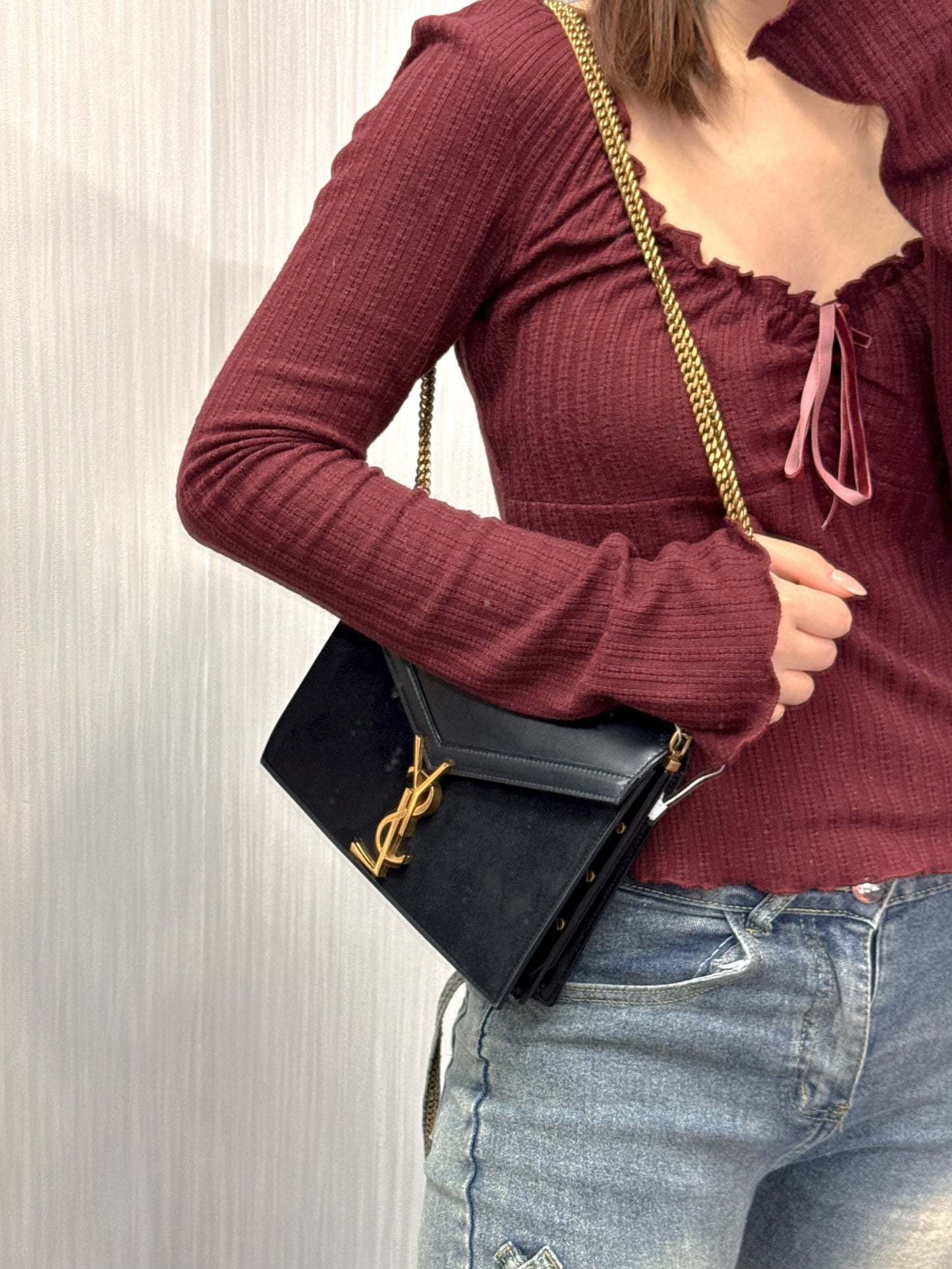 Saint Laurent Cassandra Leather and Suede Chain Shoulder Bag (Pre-Owned)