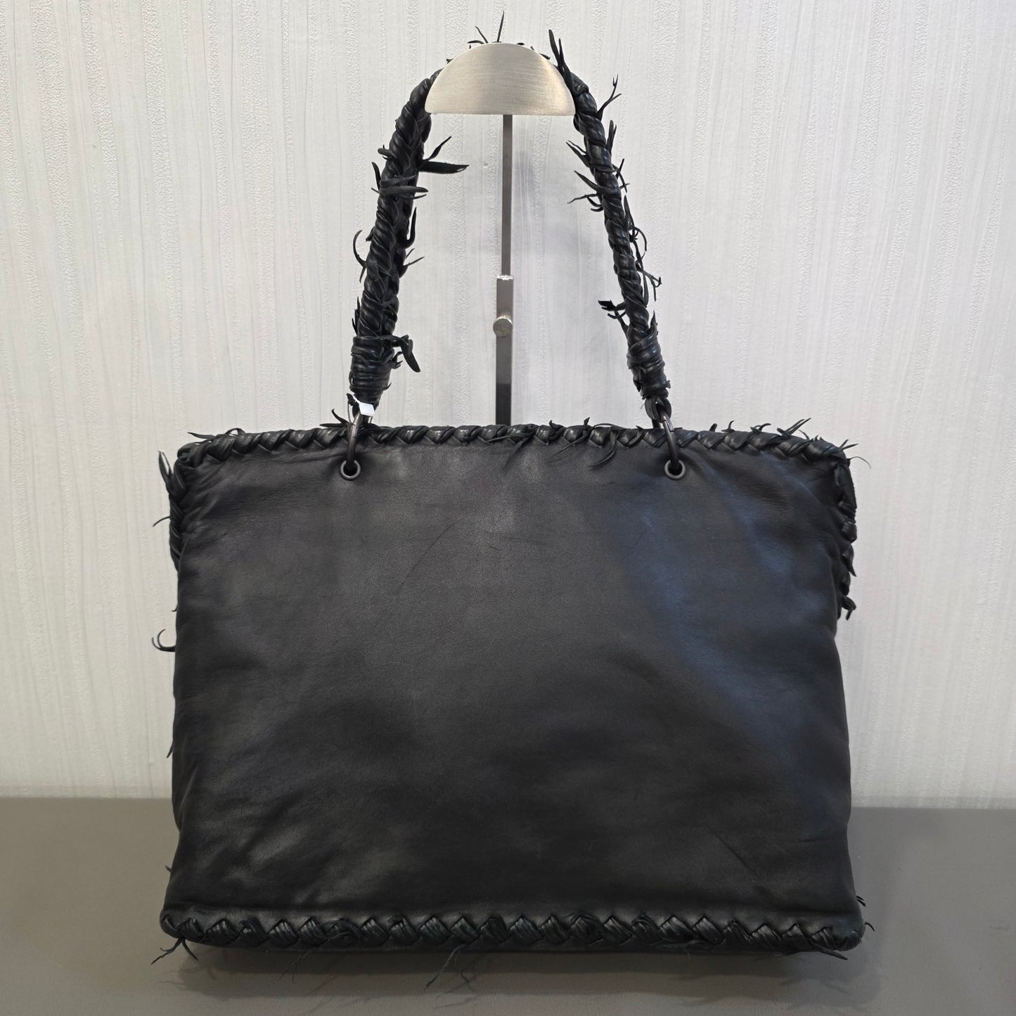 Bottega Veneta Intrecciato Leather Shoulder Bag Black (Pre-Owned)