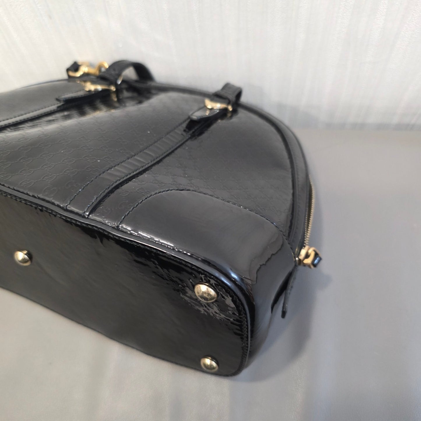 Gucci Microguccissima Patent Leather 2Way Dome Bag Black (Pre-Owned)
