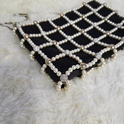 Chanel Pearl Embellished Chain Clutch Bag (Pre-Owned)