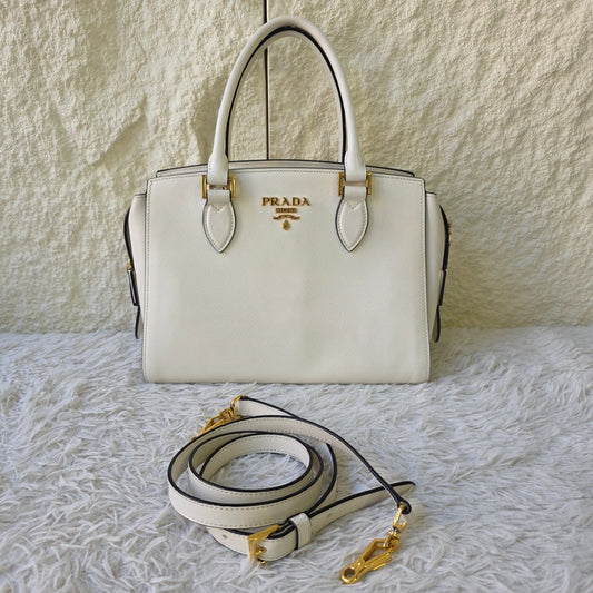 Prada Saffiano Leather Tote Bag (Pre-Owned)