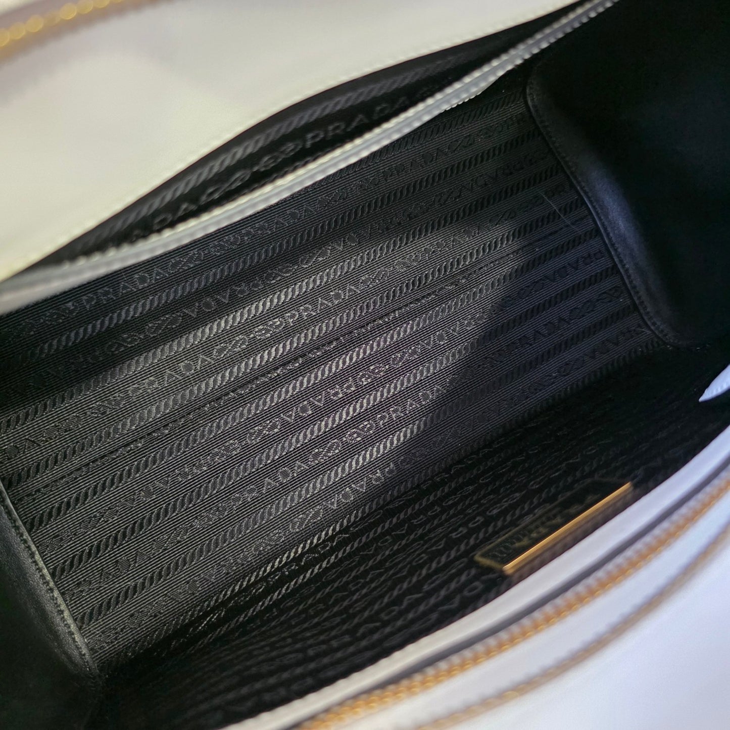 Prada Saffiano Leather Tote Bag (Pre-Owned)
