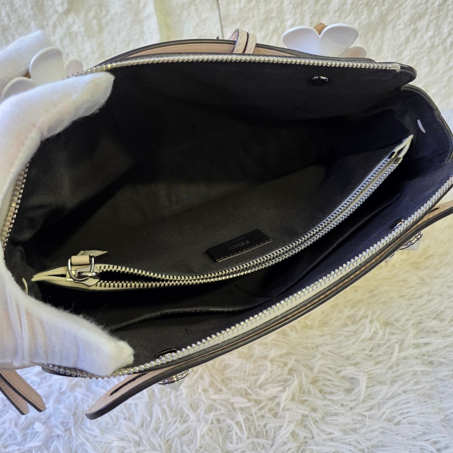 Fendi By The Way Flower Embellished Leather Bag (Pre-Owned)