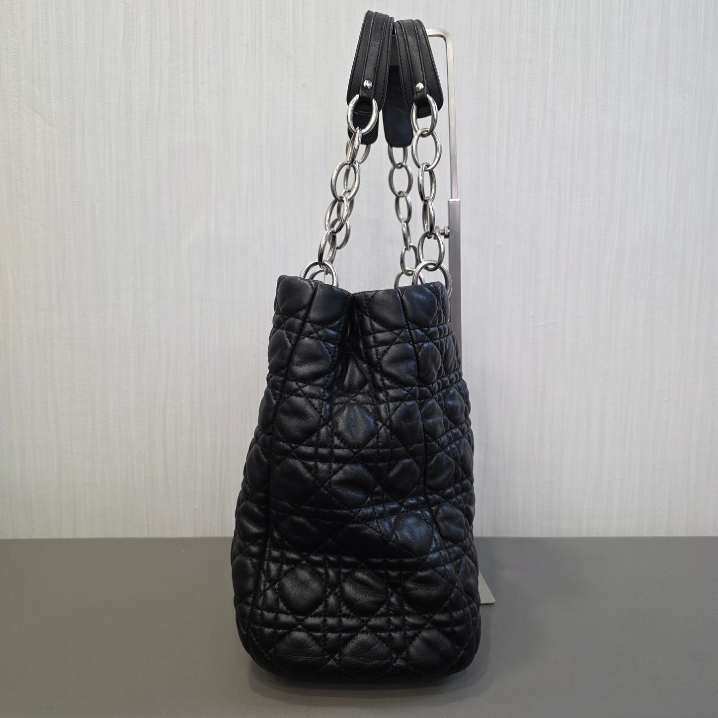 Christian Dior Lady Dior Cannage Leather Tote Bag (Pre-Owned)