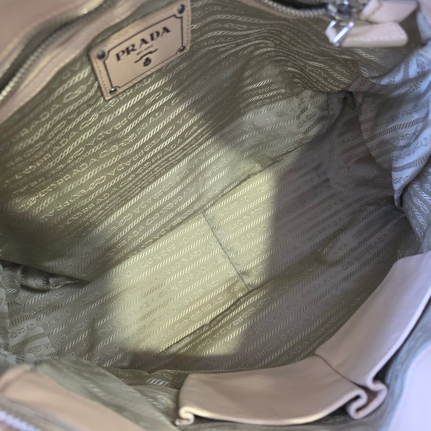 Prada Gaufre Leather Tote Bag (Pre-Owned)