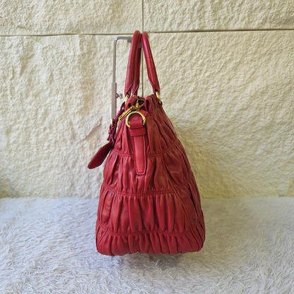 Prada Gaufre Leather Tote Bag (Pre-Owned)