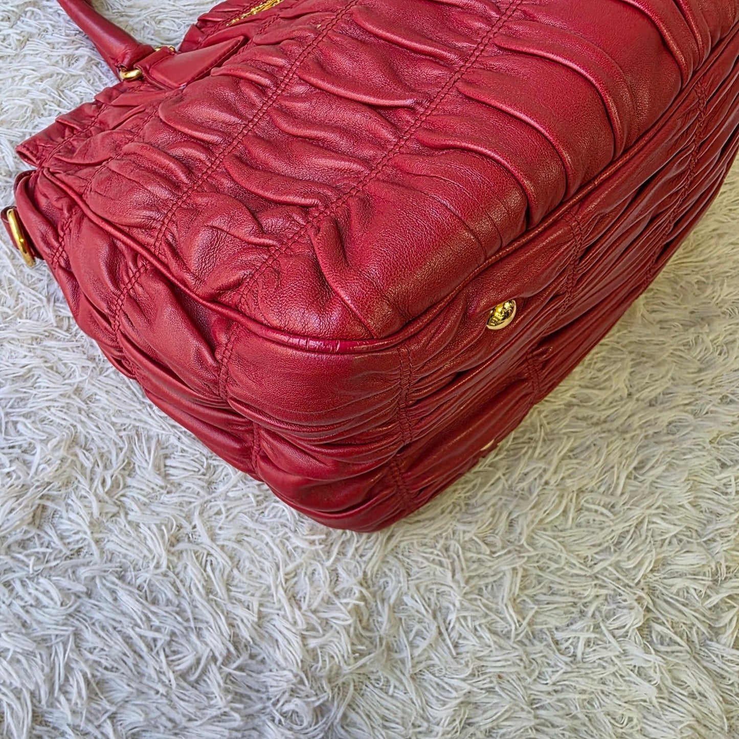 Prada Gaufre Leather Tote Bag (Pre-Owned)