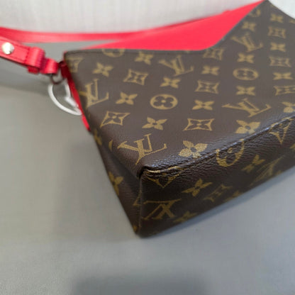 Louis Vuitton Monogram x Epi Leather Flap Shoulder Bag (Pre-Owned)