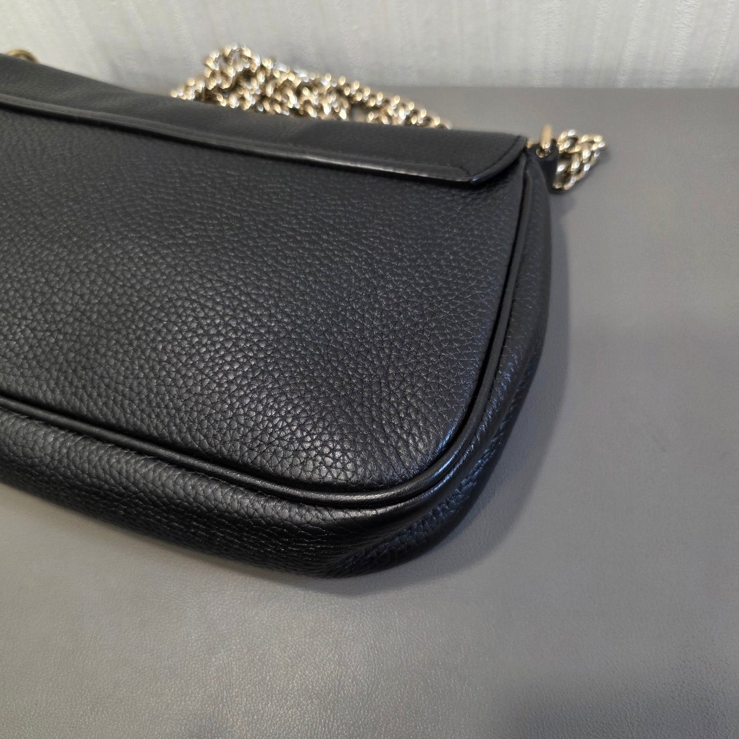Gucci Soho Interlocking G Chain Wallet Black Leather (Pre-Owned)