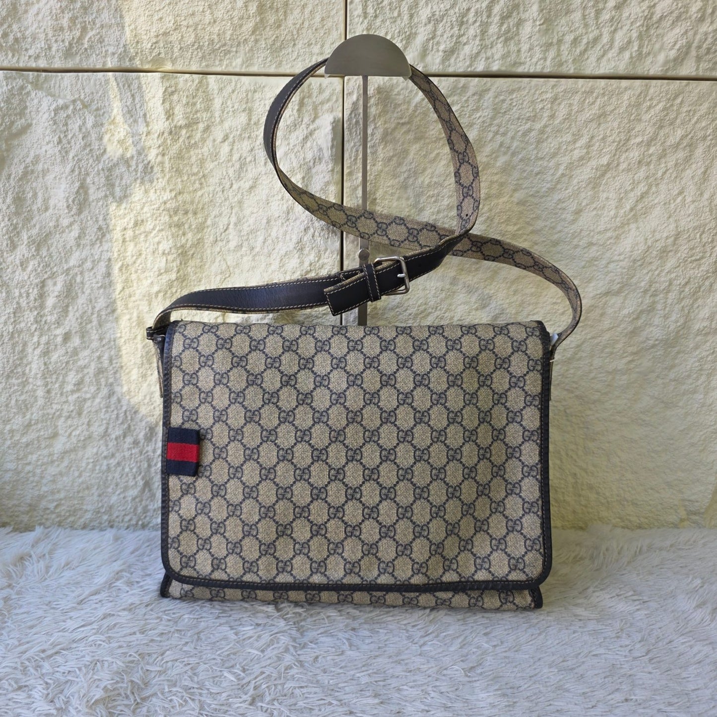 Gucci GG Supreme Web Messenger Bag (Pre-Owned)