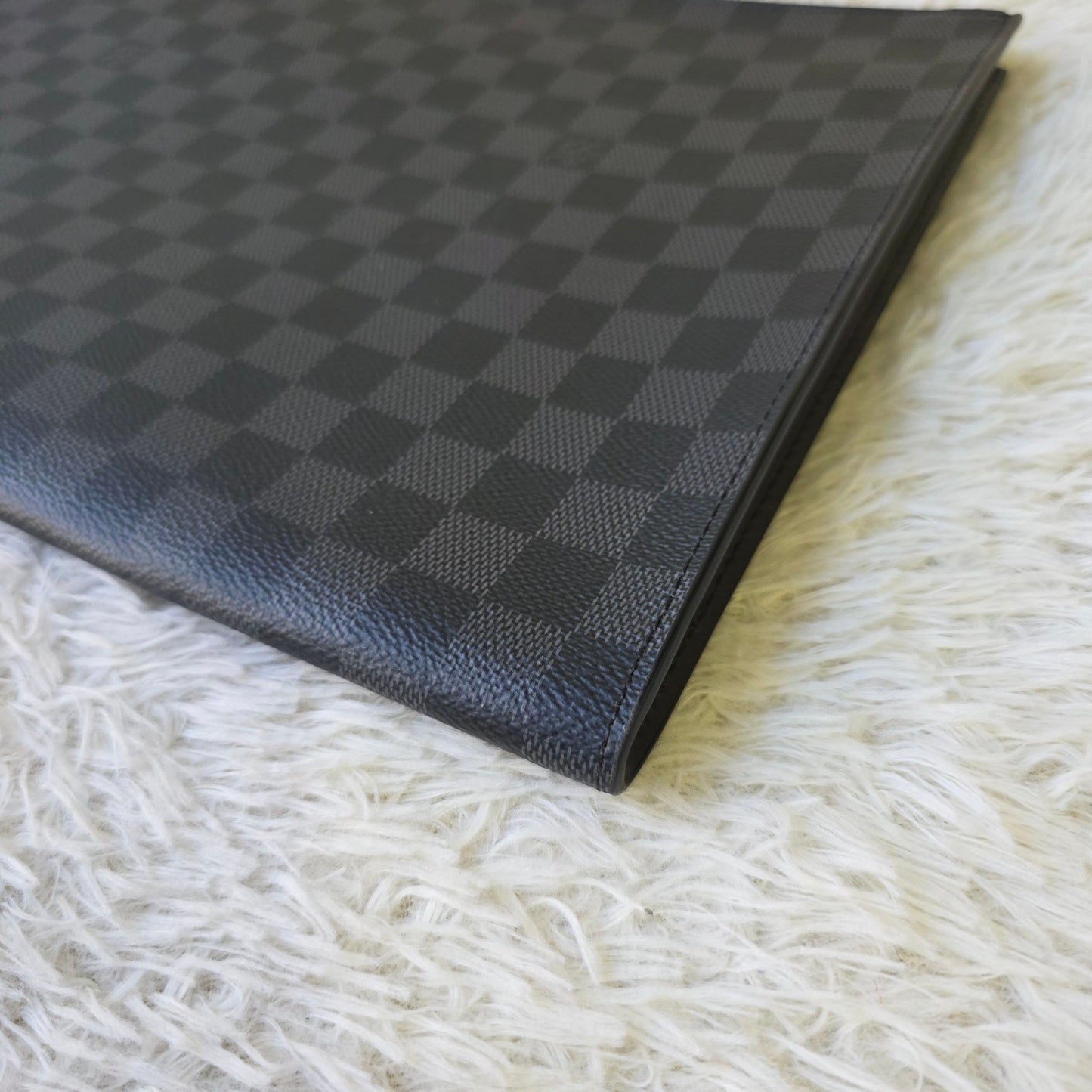 Louis Vuitton Damier Graphite Pochette Jour GM (Pre-Owned)