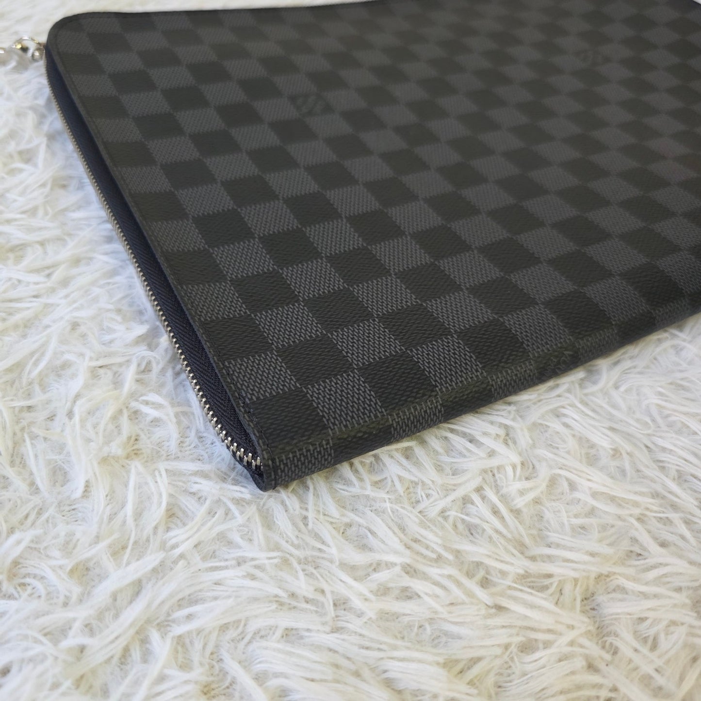 Louis Vuitton Damier Graphite Pochette Jour GM (Pre-Owned)
