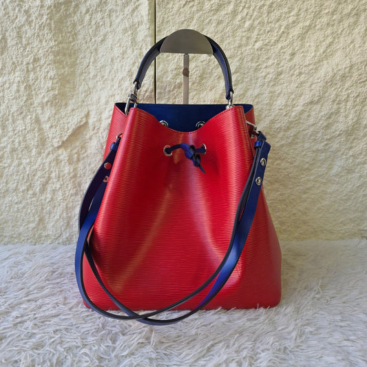 Louis Vuitton Epi NeoNoe BB Bi-Color Shoulder Bag (Pre-Owned)