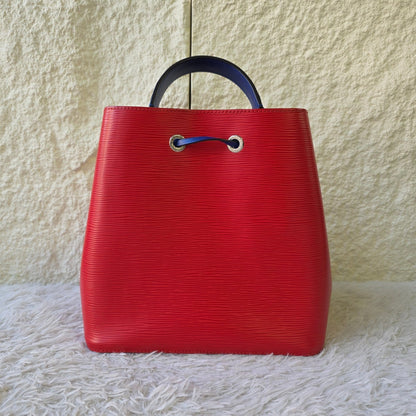 Louis Vuitton Epi NeoNoe BB Bi-Color Shoulder Bag (Pre-Owned)
