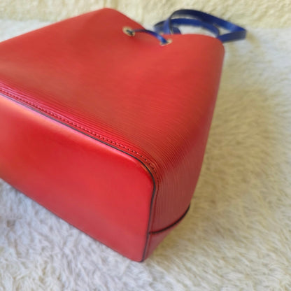Louis Vuitton Epi NeoNoe BB Bi-Color Shoulder Bag (Pre-Owned)