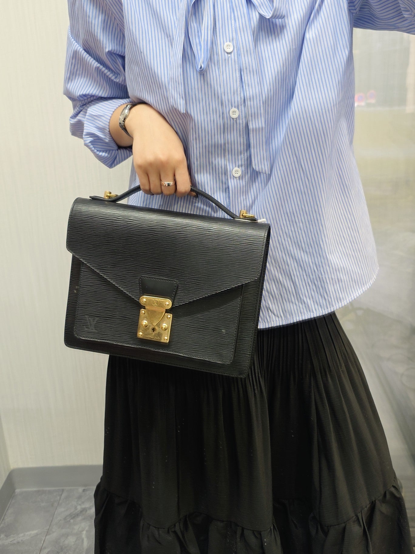 Louis Vuitton Epi Monceau Top Handle Bag (Pre-Owned)