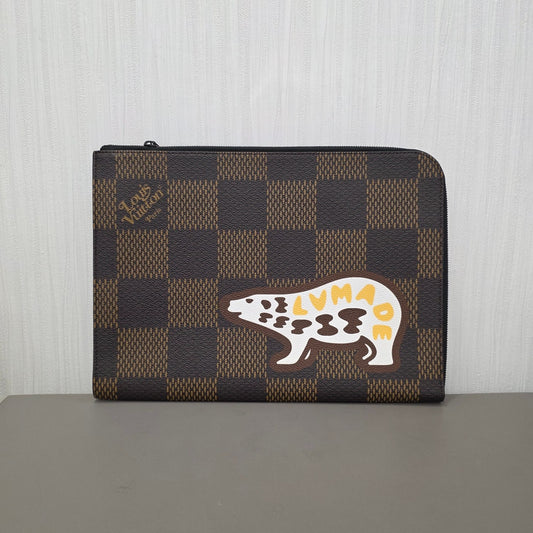 Louis Vuitton Damier Ebene NIGO Giant Damier Pouch (Pre-Owned)