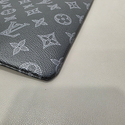 Louis Vuitton Monogram Eclipse Vivienne Pochette Voyage (Pre-Owned)