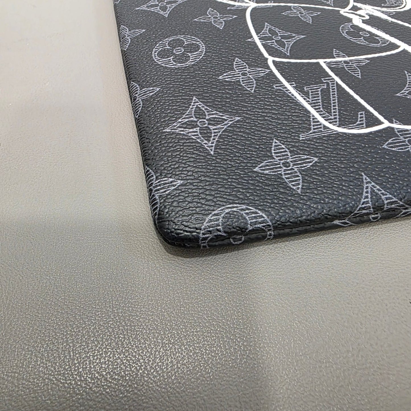 Louis Vuitton Monogram Eclipse Vivienne Pochette Voyage (Pre-Owned)