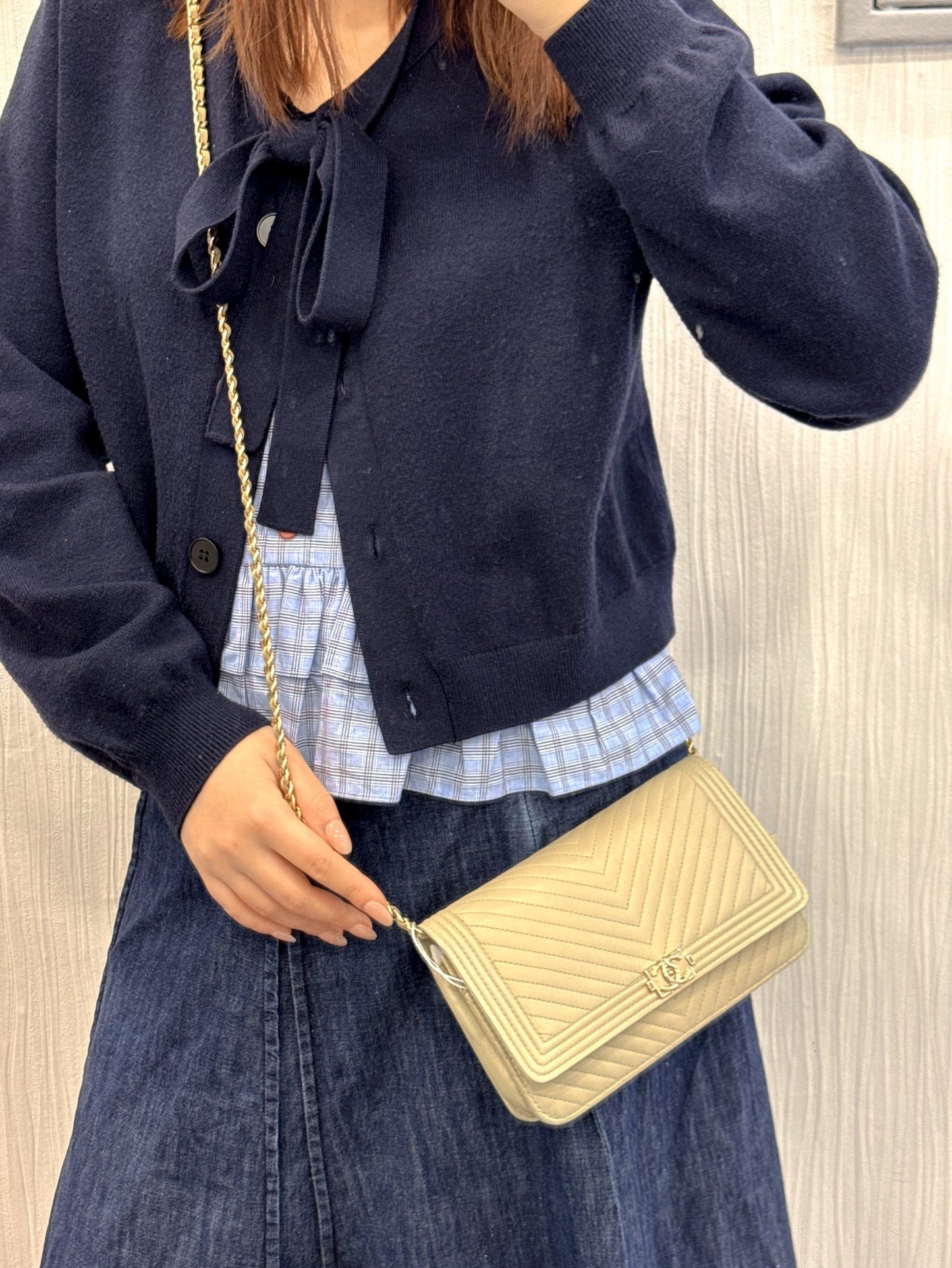 Chanel Boy Chevron Quilted Chain Shoulder Bag (Pre-Owned)