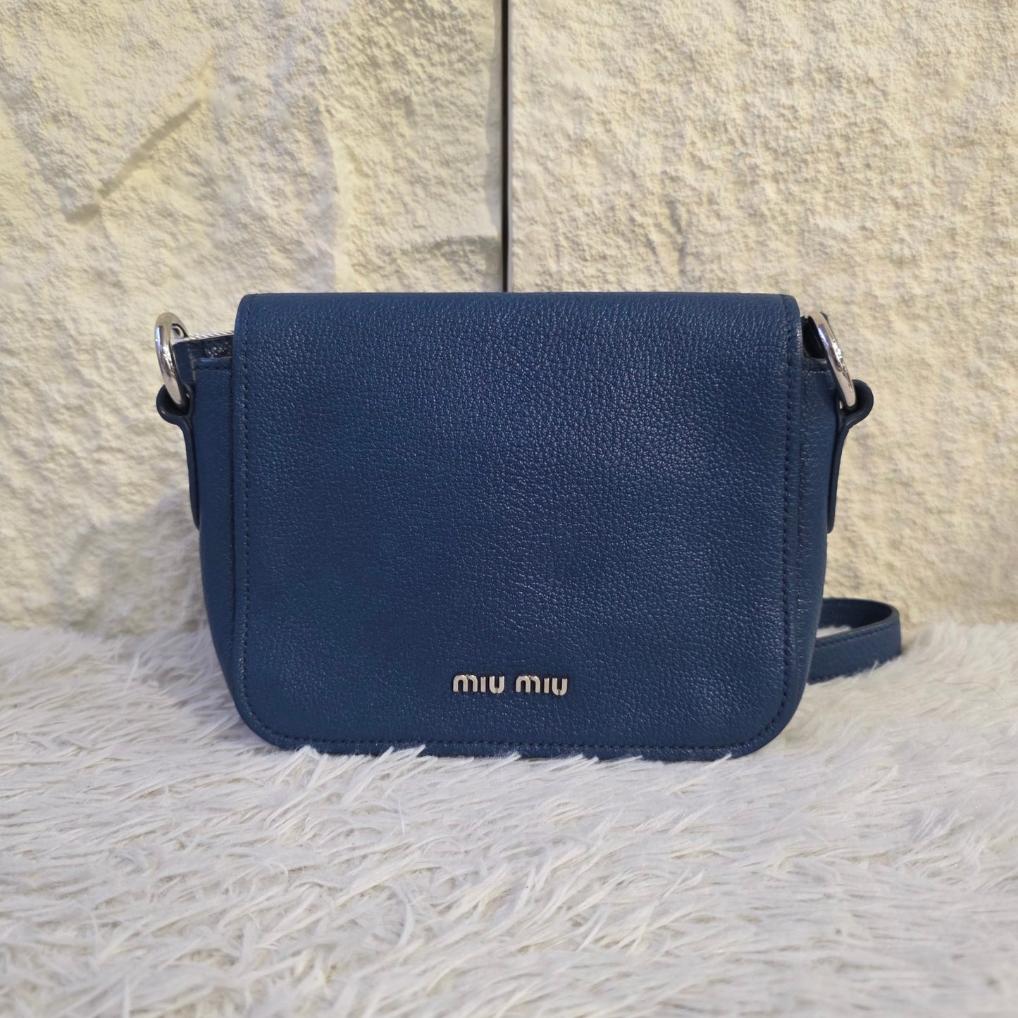 Miu Miu Madras Lock Leather Crossbody Bag (Pre-Owned)