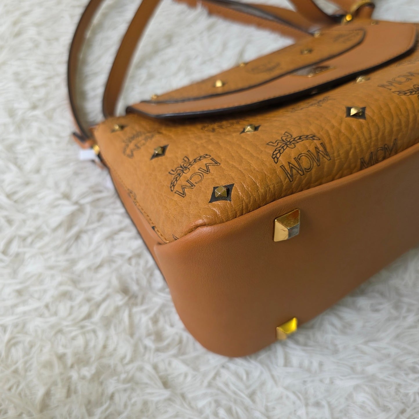 MCM Visetos Leather Shoulder Crossbody Bag (Pre-Owned)
