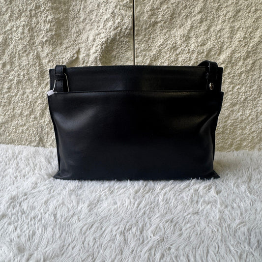 Loewe Anagram Embossed Leather Shoulder Bag (Pre-Owned)