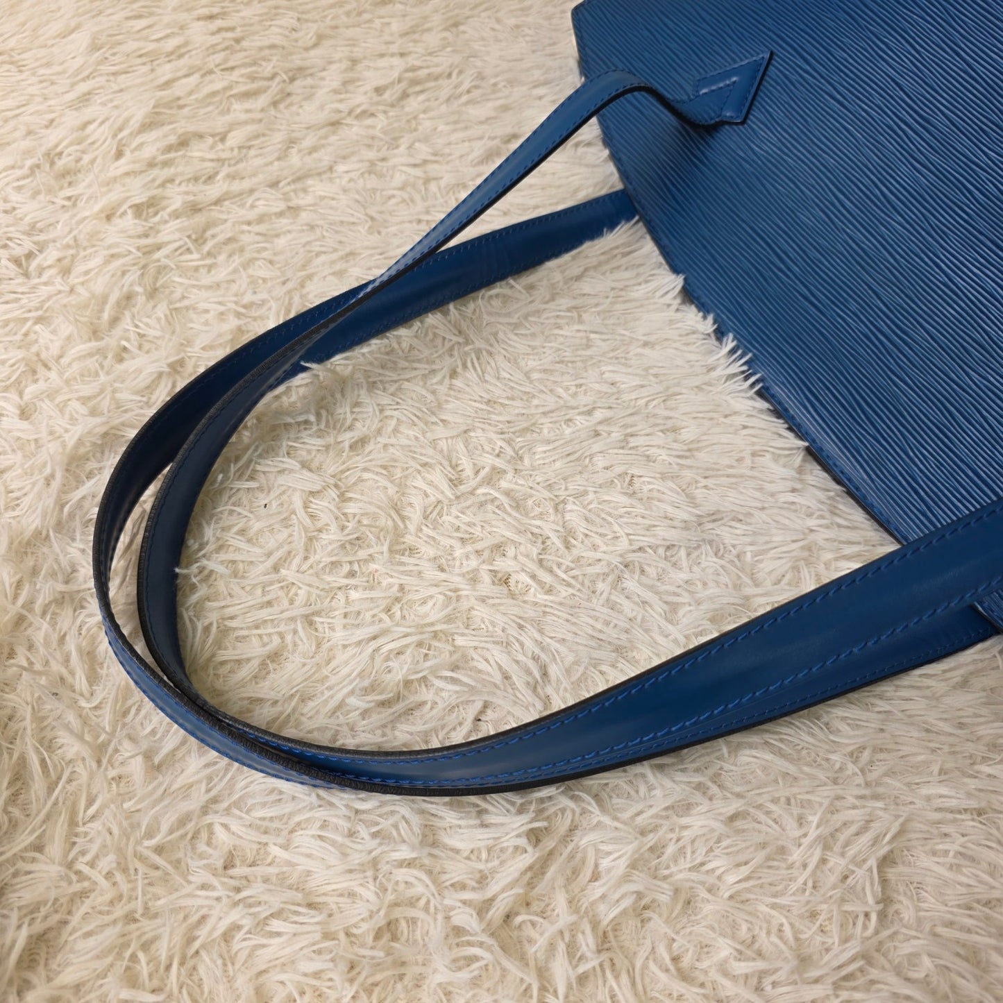 Louis Vuitton Saint Jacques Epi Leather Shoulder Bag (Pre-Owned)