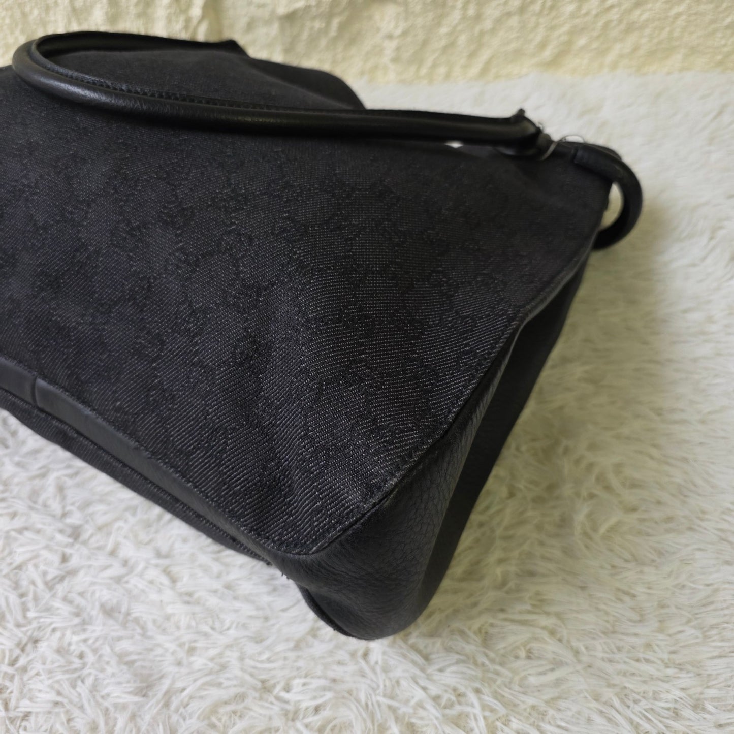 Gucci GG Canvas Shoulder Tote Bag (Pre-Owned)