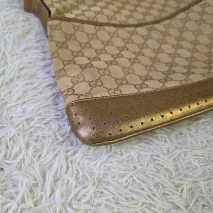 Gucci GG Canvas Shoulder Bag Beige (Pre-owned)